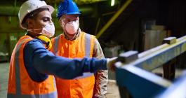 two engineers discussing project 