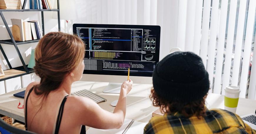 Introducing interventions that help online learners