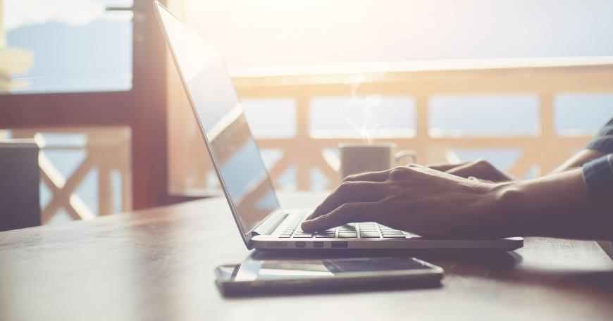 What lessons from learning science and new technologies could make online education, including workforce training, more effective?