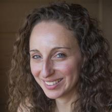 Headshot of Shira Segal smiling 